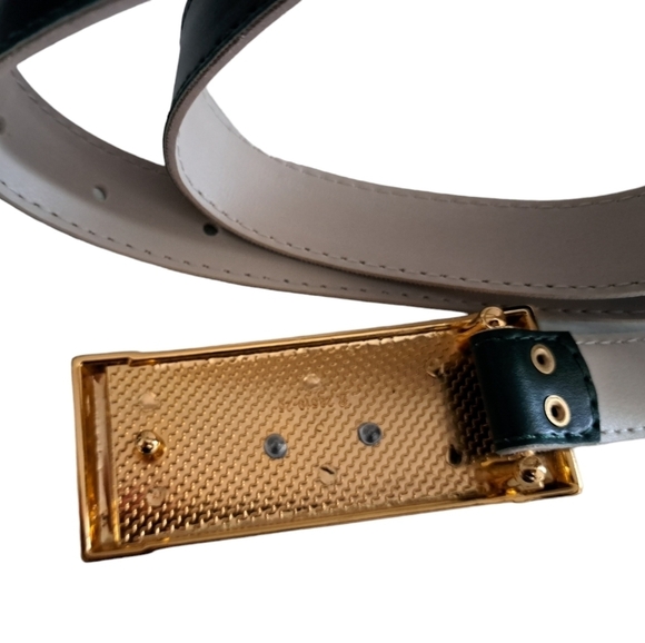 Vintage dimy gold tone embossed belt buckle rectangle green faux leather belt - Picture 3 of 5